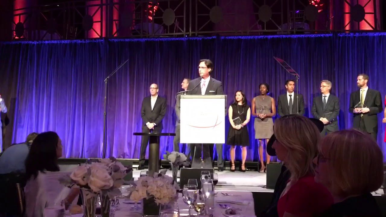 Scott Weiss accepts THoward Foundation Founders Award