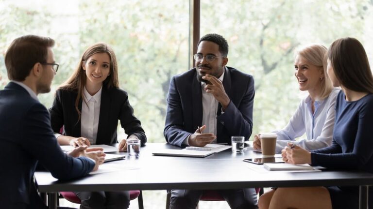 Effective Executive Communication Examples: Style, Skills & More