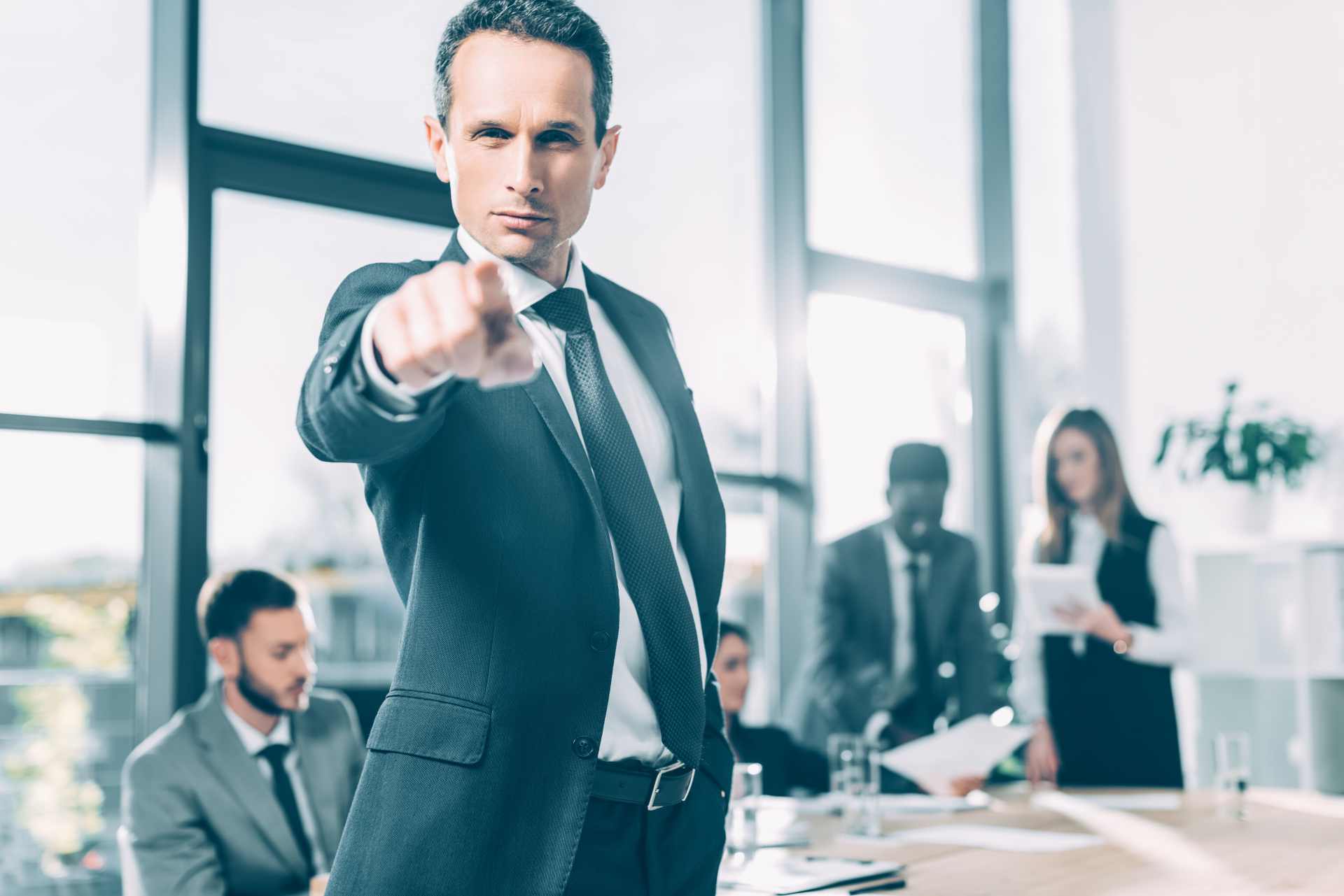 5 Common Signs of Arrogance That Undermine Executive Presence